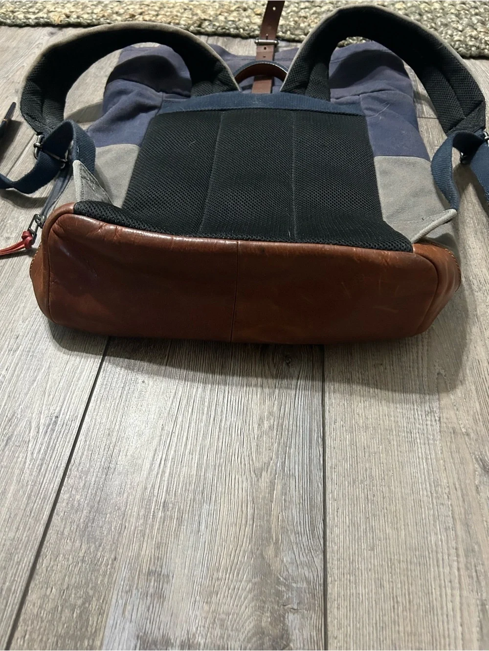 Fossil Relic Men's Defender Rolltop Backpack, Navy/Grey Canvas and Leather